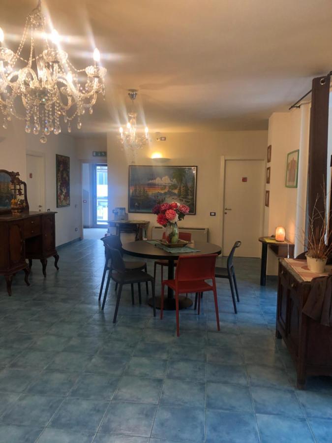 Albergo Ristorante Pomodoro Omegna Exterior foto